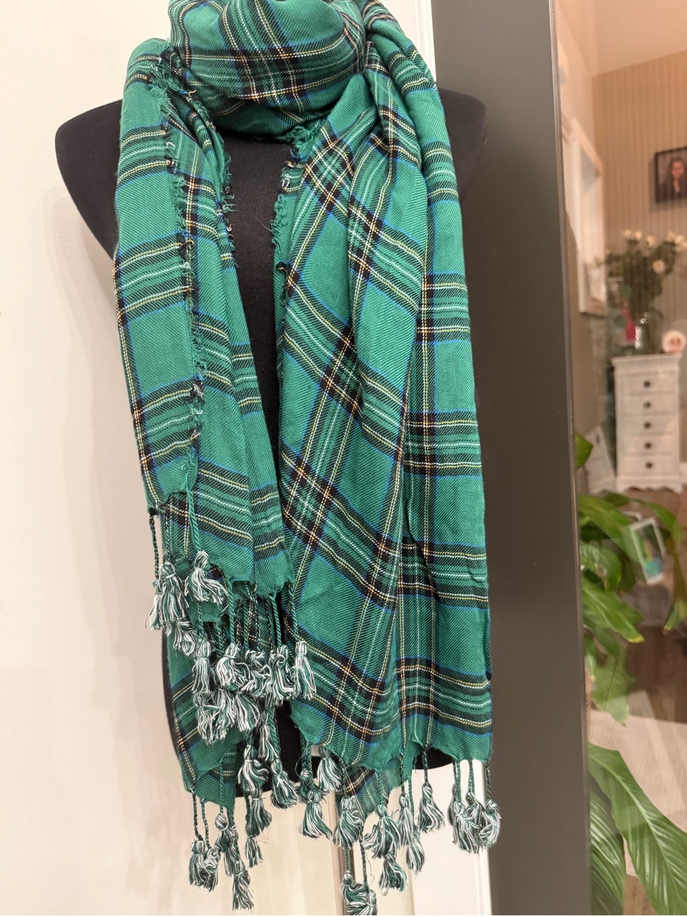 C Green Plaid Fringe Wrap Scarf